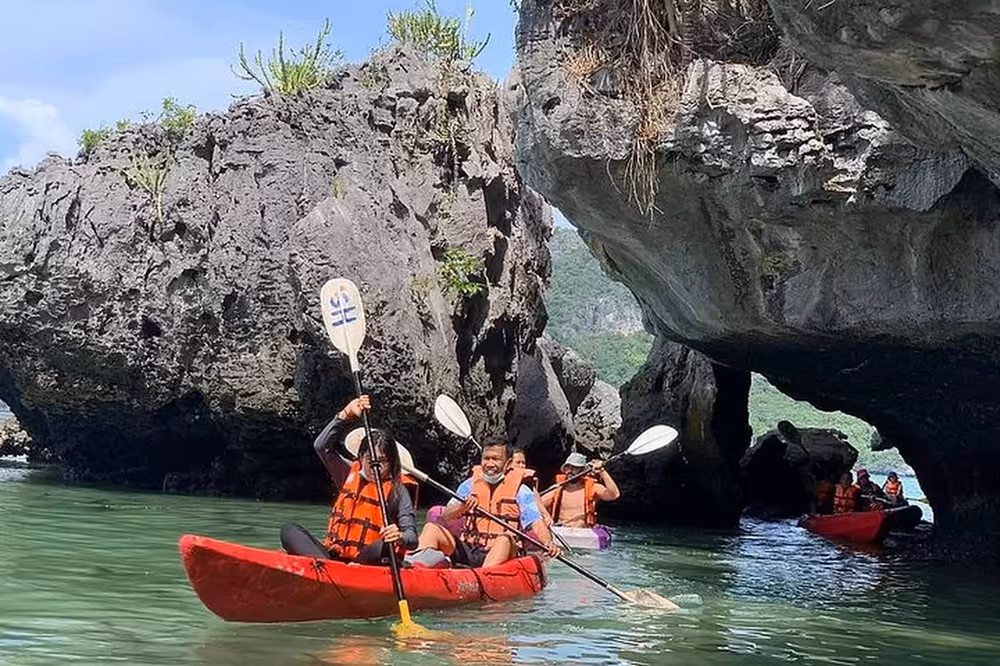 Angthong Marine Park by Bigboat from Samui - Image 8