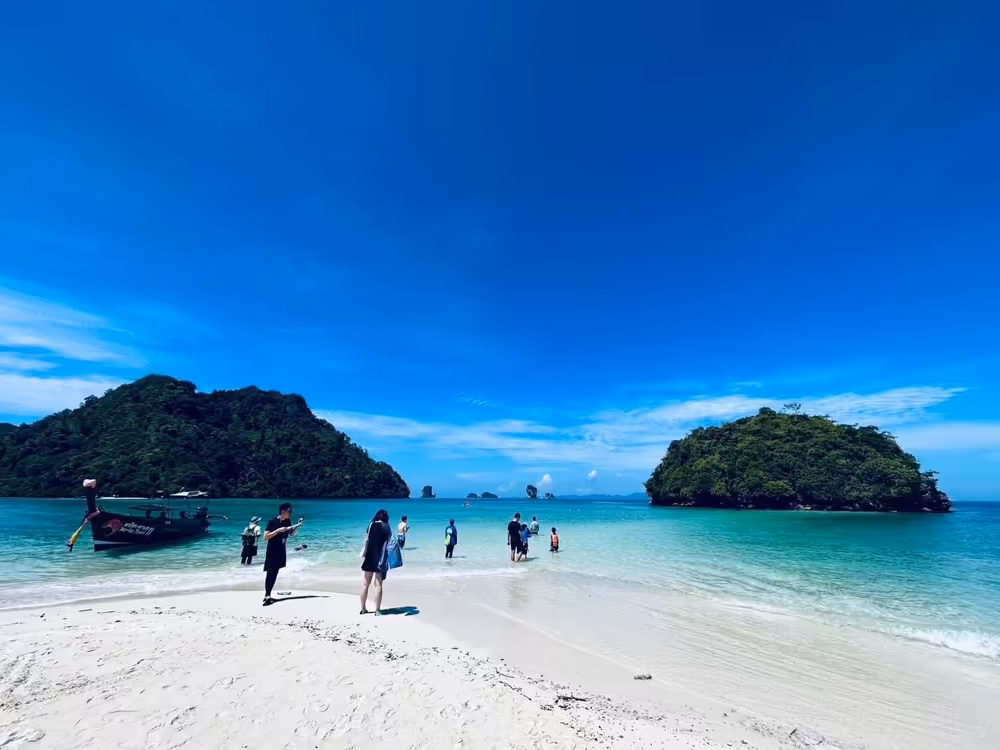 Krabi: Early Bird Phi Phi & 4 Islands Sunrise Tour - Image 22