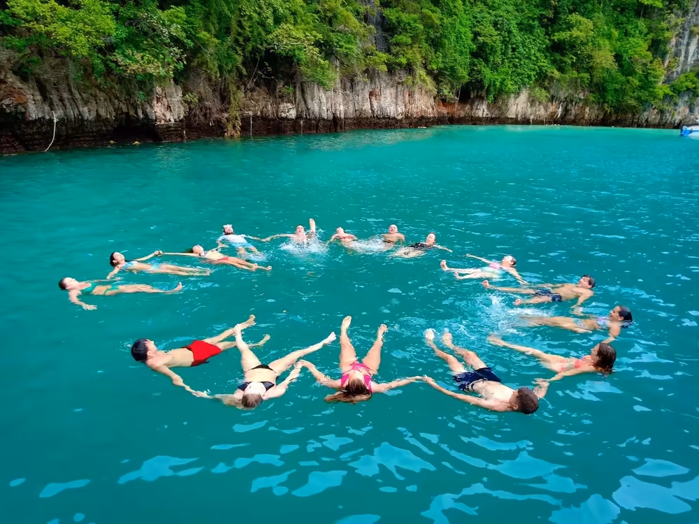 Krabi: Early Bird Phi Phi & 4 Islands Sunrise Tour - Image 5