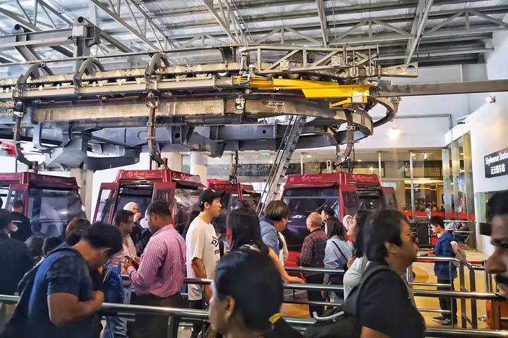 Genting Highlands & Batu Caves Guided Day Tour - Image 2