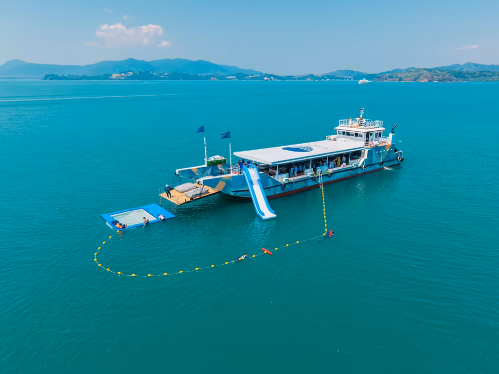 James Bond & Sunset Dinner Cruise by Seanery - Image 18