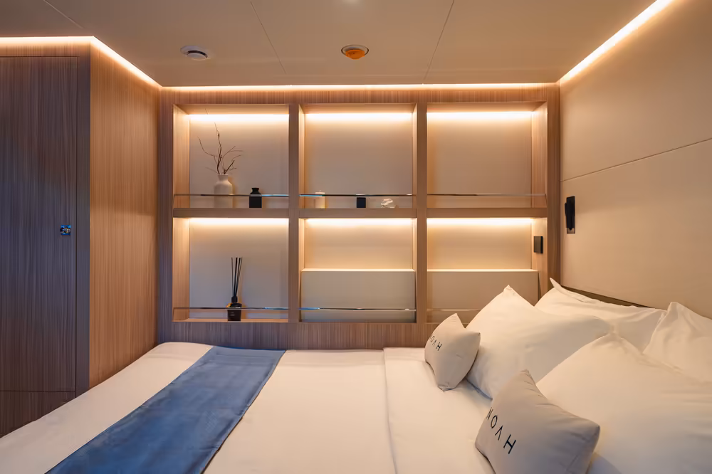 Noah Yacht Club Private Catamaran - Image 2