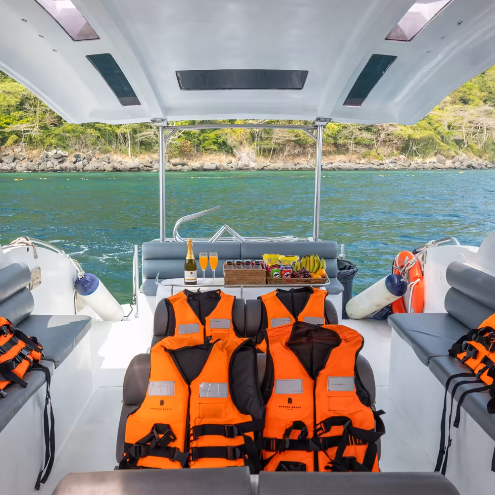 Orion Private Luxury Speedboat: Speed & Island Elegance - Image 4