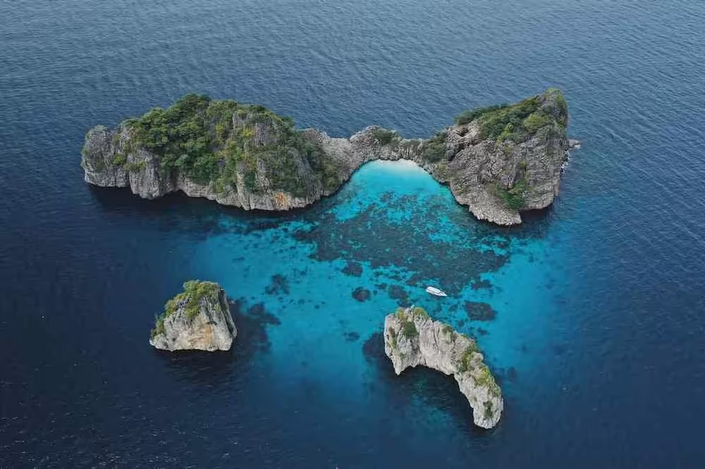 Phi Phi Islands, Maya Bay & Khai Islands by Speedboat - Image 2