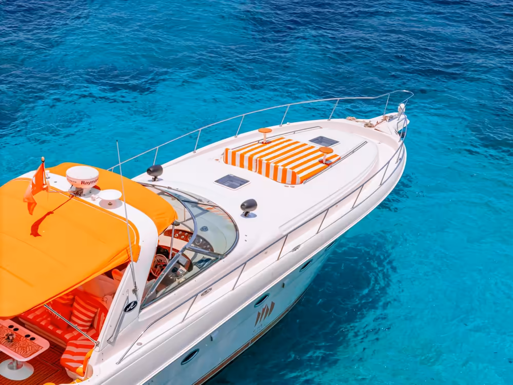 Private Wodka-Motorjacht von Once Yachting Phuket - Image 8