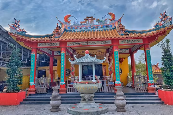 Pulau Ketam (Crab Island) with boat ride and Seafood lunch - Image 5