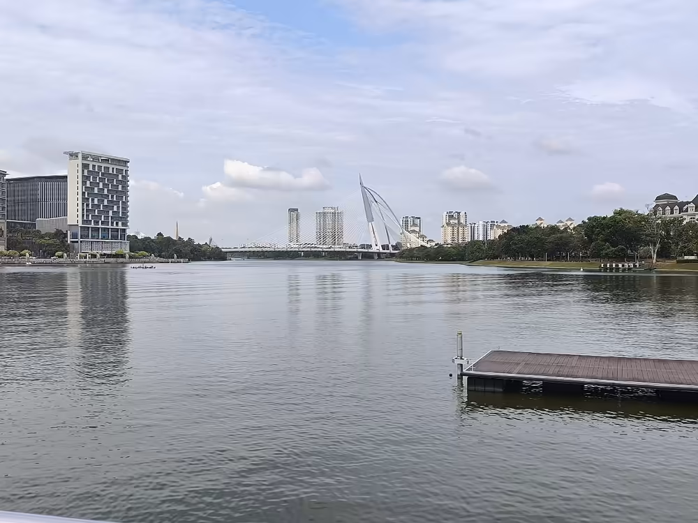 Putrajaya Half-Day Tour with Pink Mosque & River Cruise - Image 11